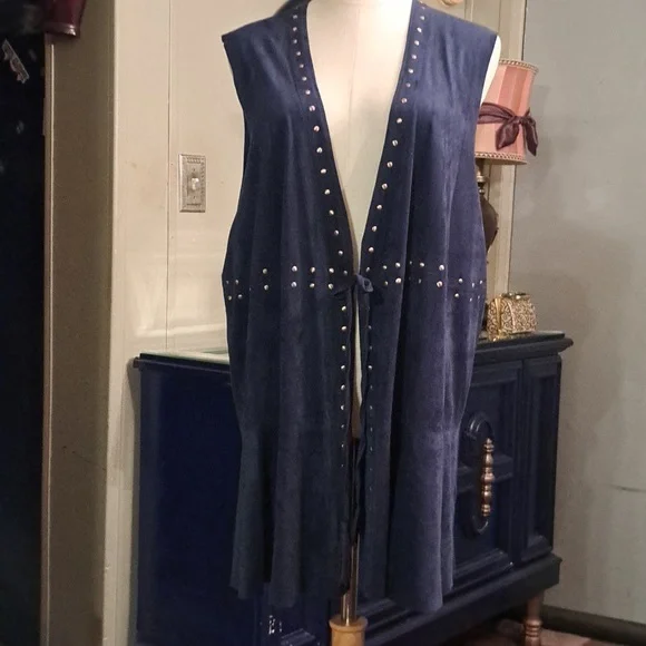 Ruby Rd. vest - Picture 3 of 7